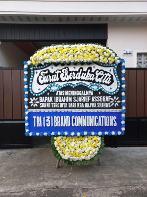 Papan Bunga Duka di Logandeng